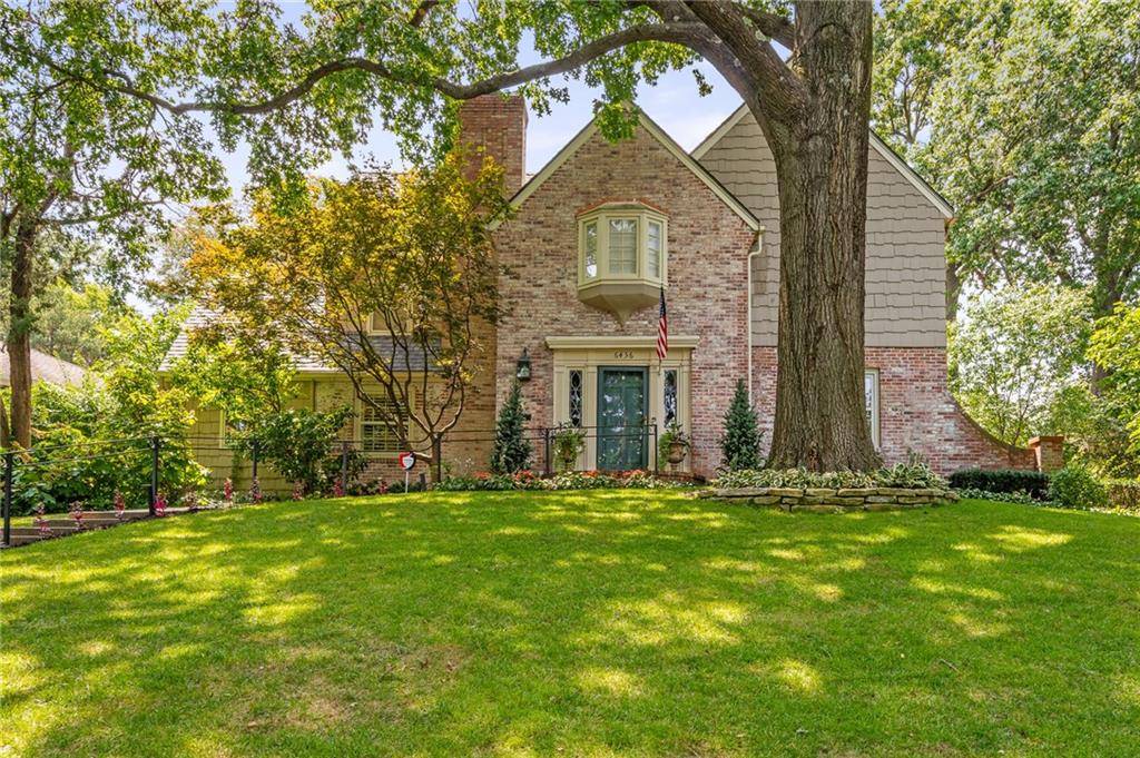 6436 Overbrook ST, Mission Hills, KS 66208