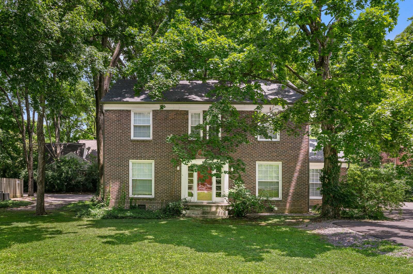 600 Bowling Ave, Nashville, TN 37215