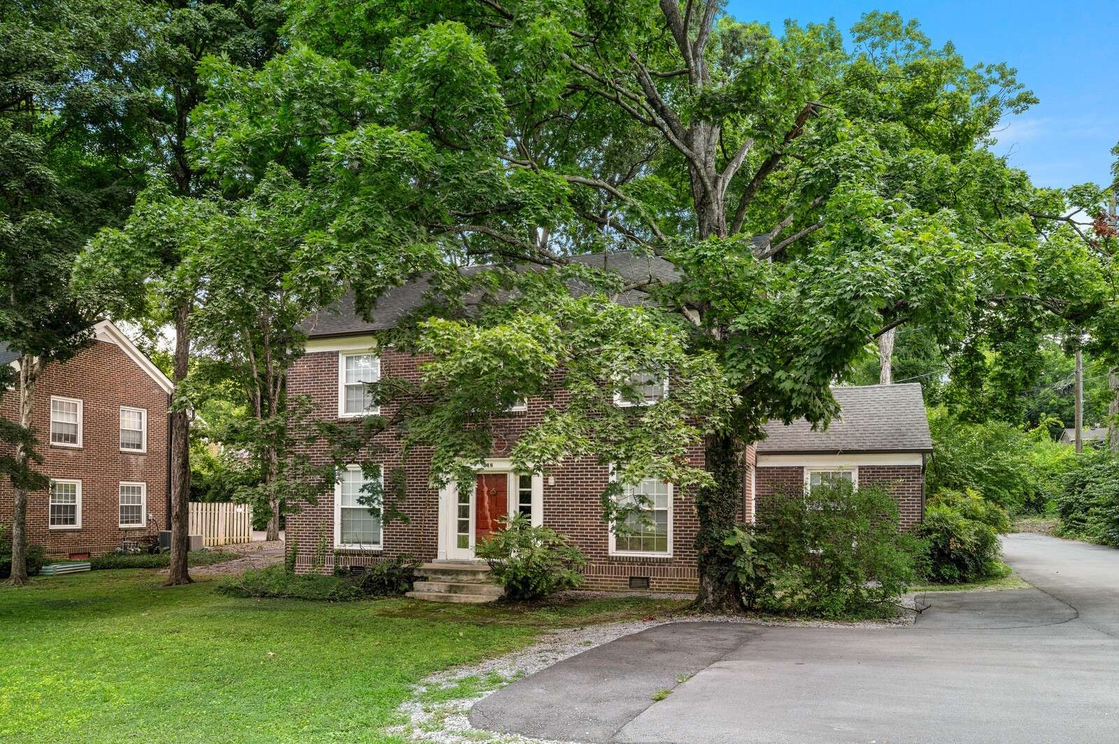 602 Bowling Ave, Nashville, TN 37215