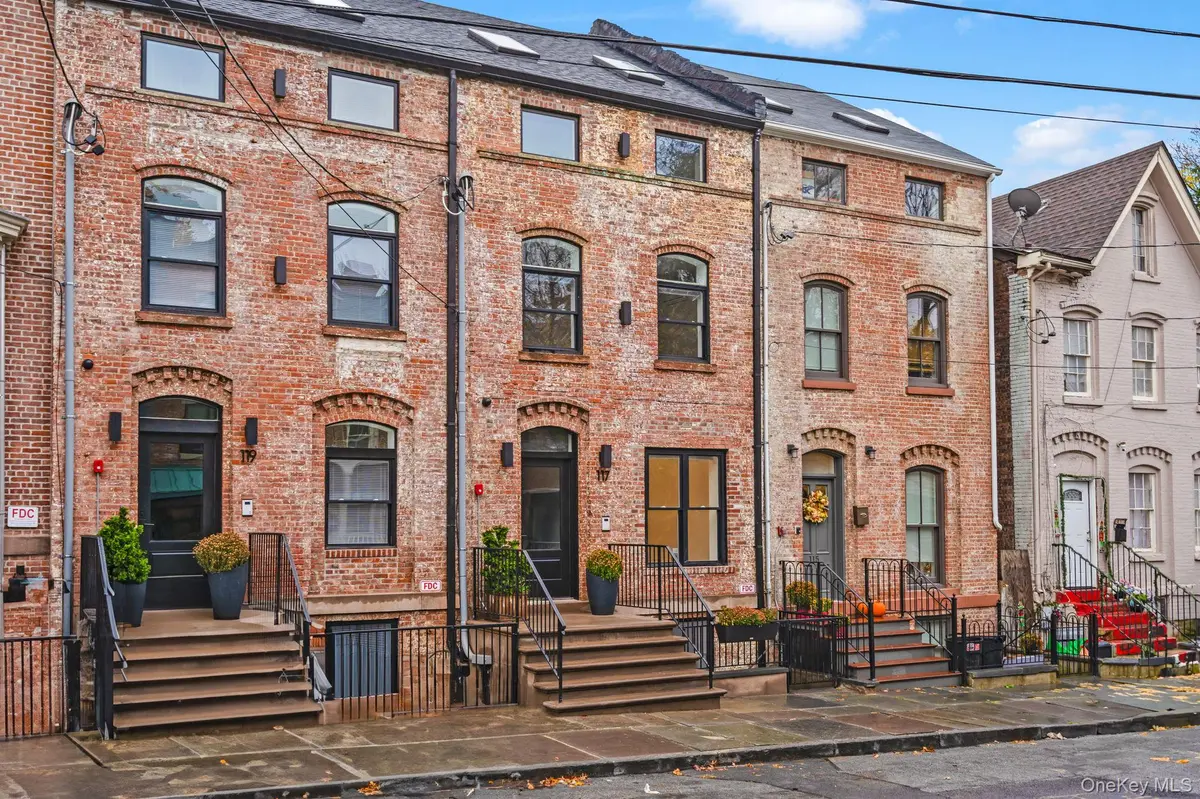 117 Lander ST #3, Newburgh, NY 12550