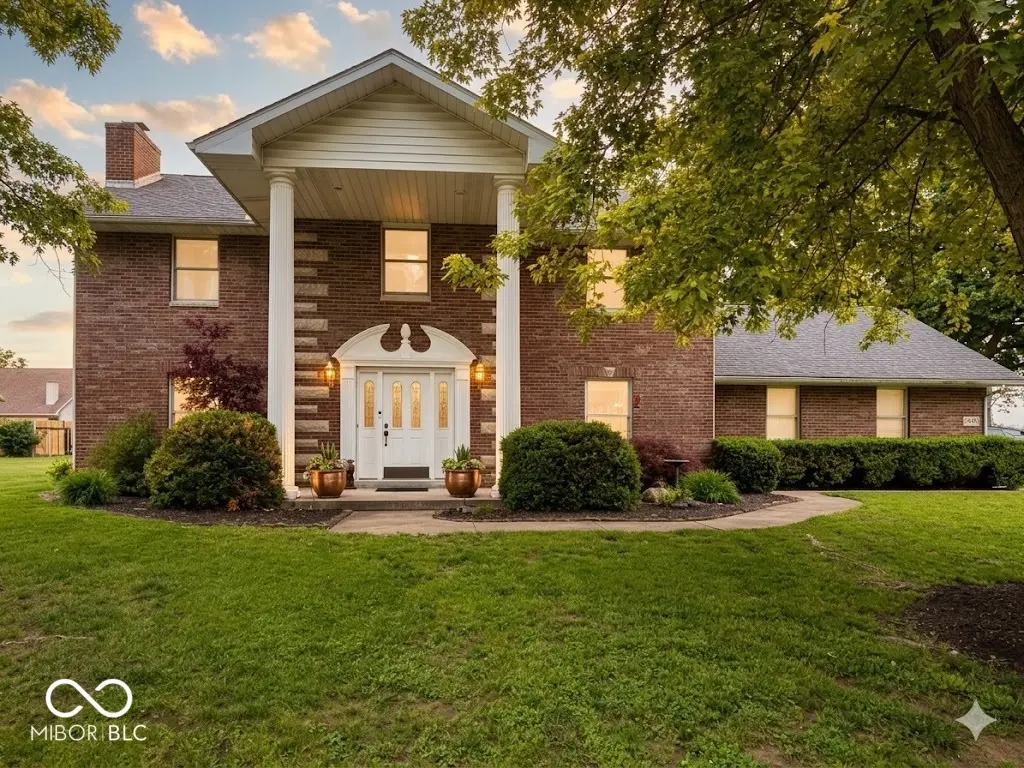 2490 E Northwood AVE, Terre Haute, IN 47805