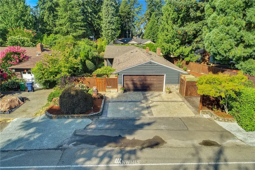 14935 21st AVE SW, Burien, WA 98166