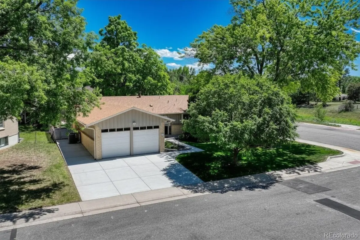 6904 E Villanova PL, Denver, CO 80224