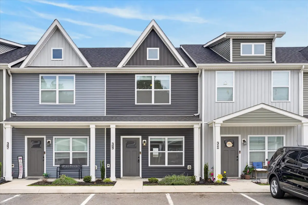 309 Front Ridge Circle, Clarksville, TN 37040