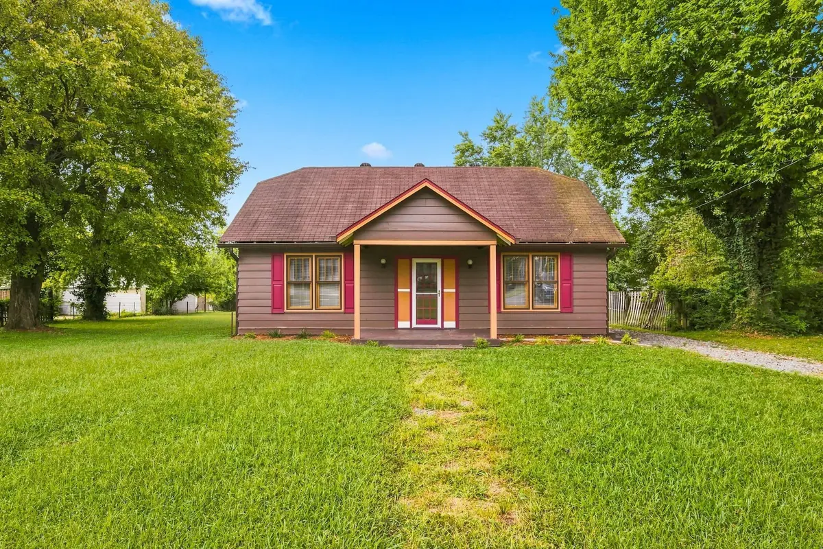 1218 Howard Ave, Nashville, TN 37216