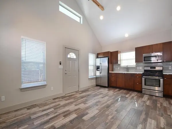 3141 E 12th ST #C, Austin, TX 78702