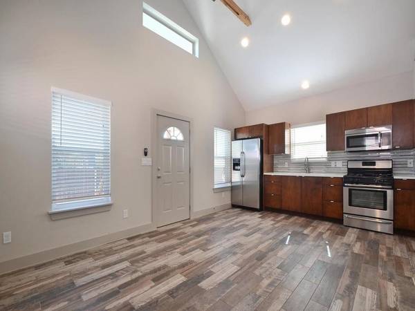 3141 E 12th ST #C, Austin, TX 78702