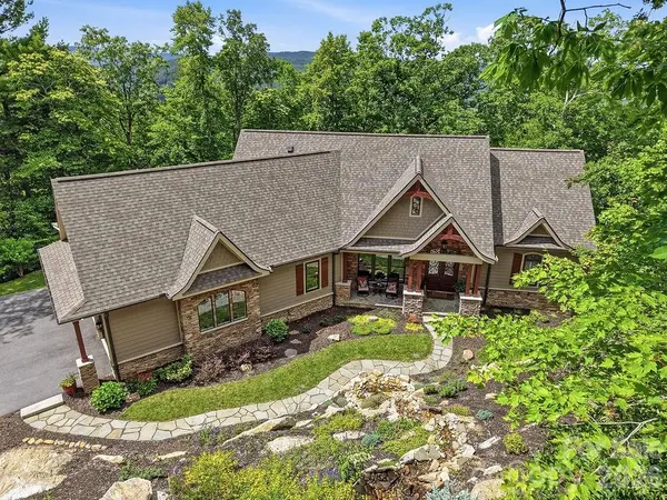 48 S Mountain Morning LN, Hendersonville, NC 28739