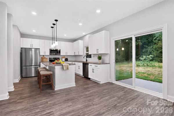 300 Margarette AVE, Belmont, NC 28012