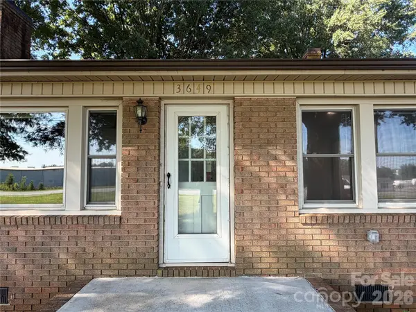 3649 Taylorsville HWY, Statesville, NC 28625