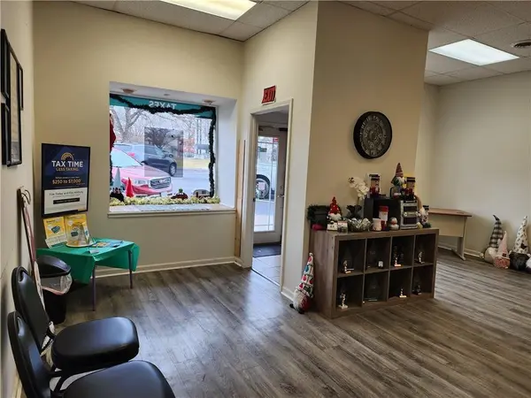 132 W Jefferson ST, Clinton, MO 64735