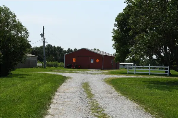 11503 State Route 2 HWY, Freeman, MO 64746