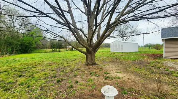 301 E Walnut ST, Weir, KS 66781