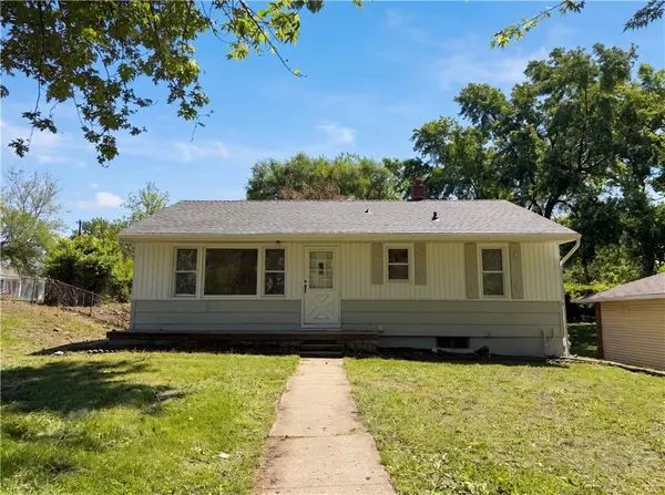 5333 N Euclid AVE, Kansas City, MO 64118