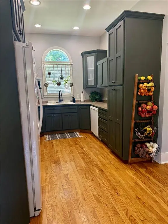 208 S Beaubein ST, Silver Lake, KS 66539