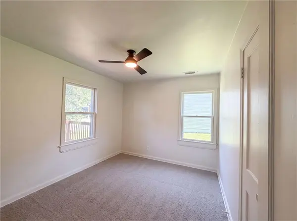 11615 W 68th ST, Shawnee, KS 66203
