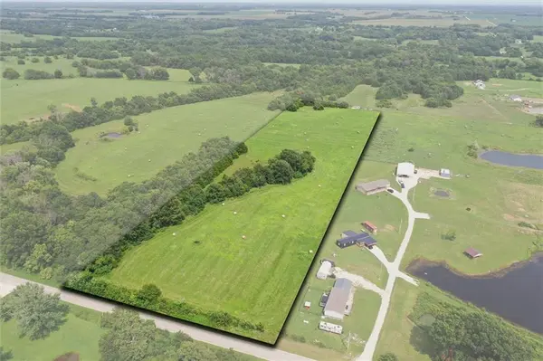 681-B SW STATE HIGHWAY T HWY, Holden, MO 64040