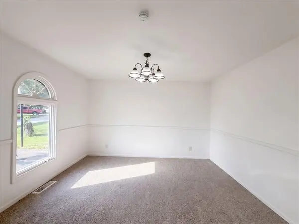 12904 E 54th ST, Kansas City, MO 64133