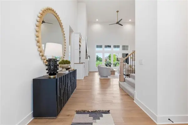 10711 West 173rd TER, Overland Park, KS 66221