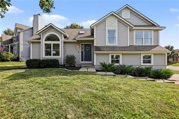 2529 SW 10th ST, Lee's Summit, MO 64081