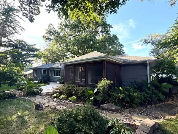 5401 W 65 PL, Prairie Village, KS 66202