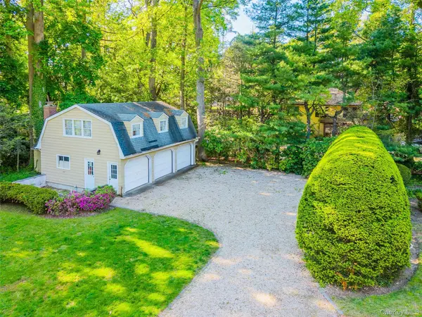 23 Townsend RD, Glen Cove, NY 11542