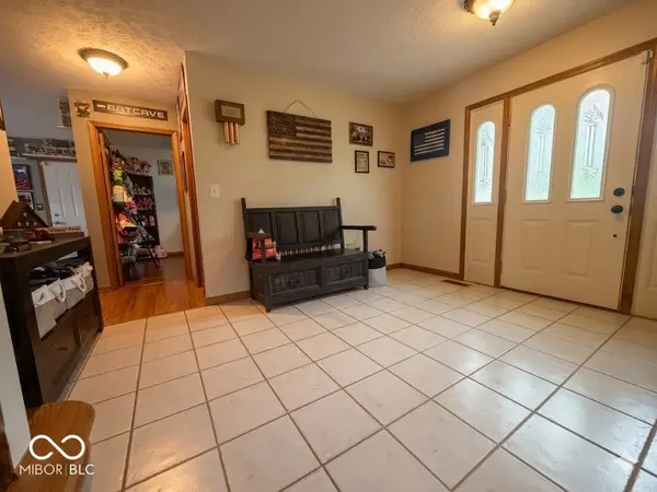 2490 E Northwood AVE, Terre Haute, IN 47805