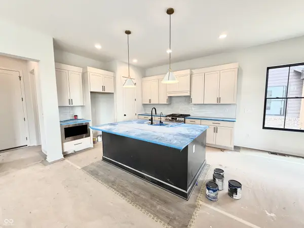 17292 Newton Main ST, Westfield, IN 46074