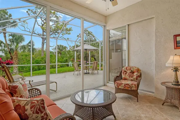 9411 FOREST HILLS CIR, Sarasota, FL 34238