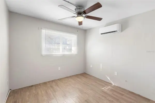 901 COLYER ST, Orlando, FL 32805