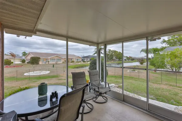 1511 CLOISTER DR, Sun City Center, FL 33573