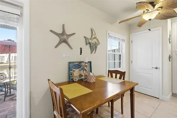 5191 SALMON DR SE #B, St Petersburg, FL 33705