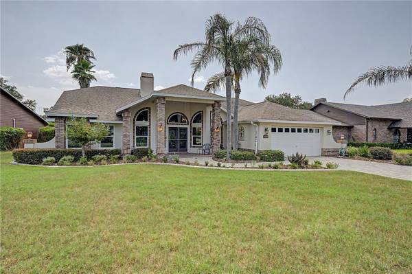 6207 HUNTINGTON DR, Zephyrhills, FL 33542