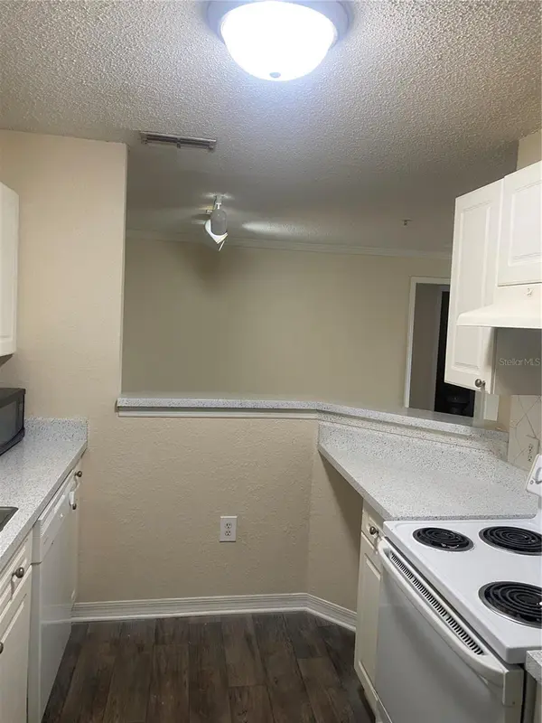 18001 RICHMOND PLACE DR #1237, Tampa, FL 33647