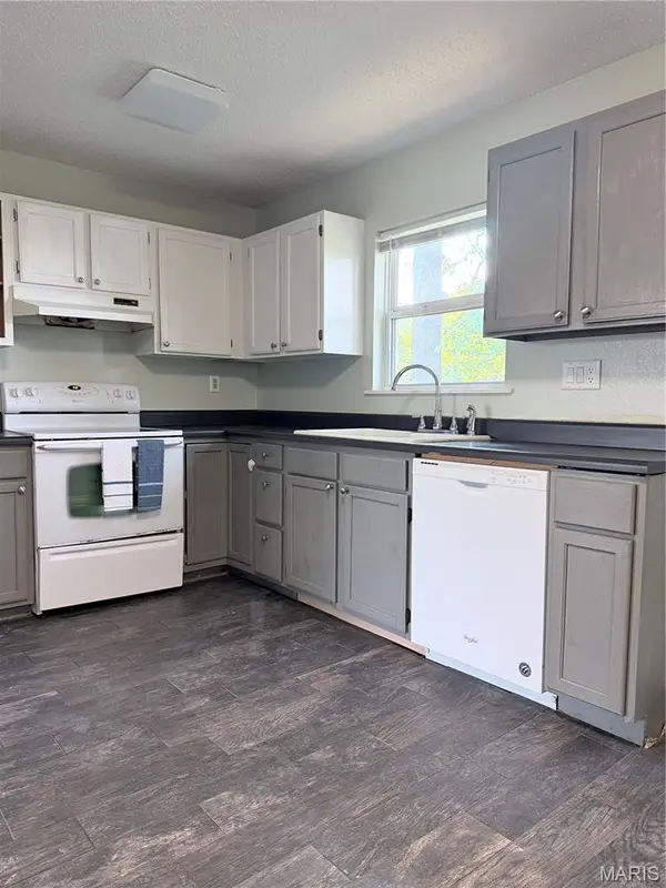 580 Huntleigh CT, Farmington, MO 63640