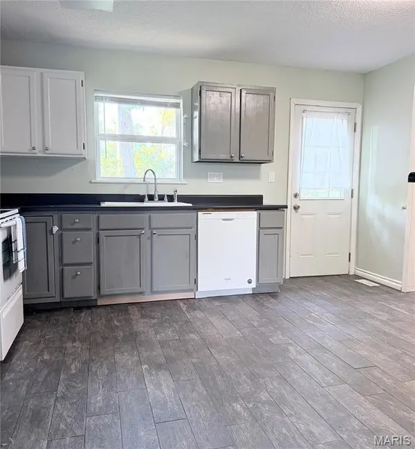 580 Huntleigh CT, Farmington, MO 63640