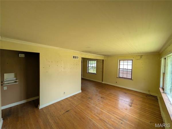 1211 Forest Home DR, Bellefontaine Nghbrs, MO 63137