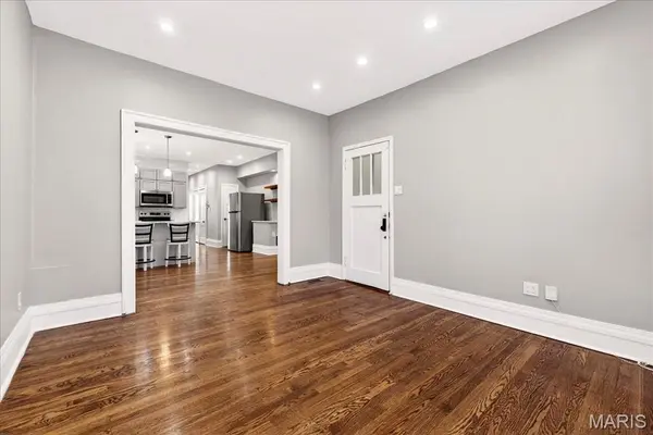 4120 Wyoming ST, St Louis, MO 63116