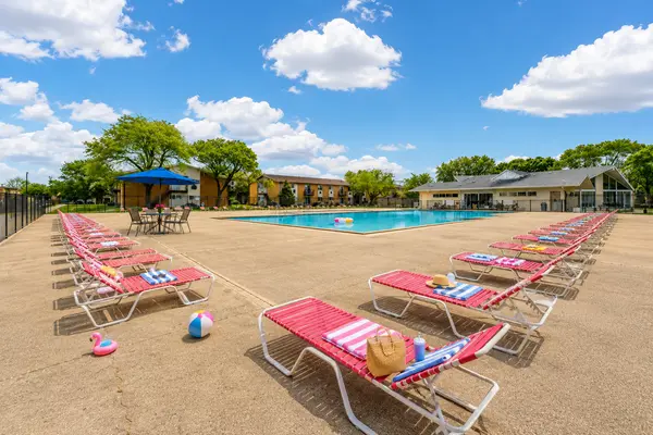 8856 Northshore DR #201A, Des Plaines, IL 60016