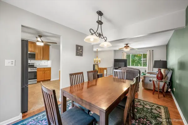 29W264 Lee RD, West Chicago, IL 60185