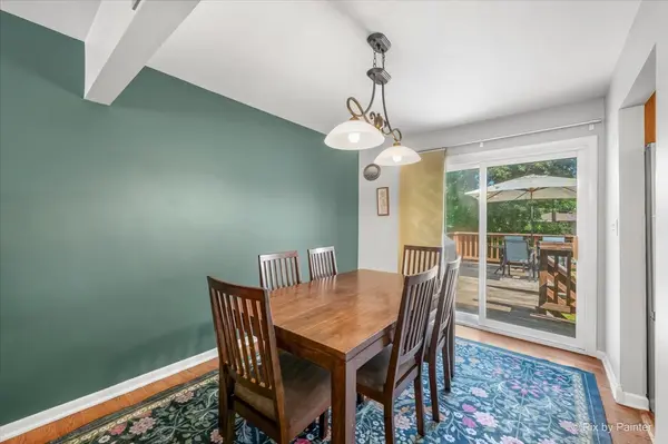 29W264 Lee RD, West Chicago, IL 60185