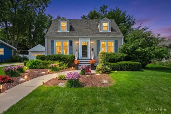 68 S 3rd AVE, Lombard, IL 60148