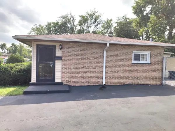 16068 Richmond AVE, Markham, IL 60428
