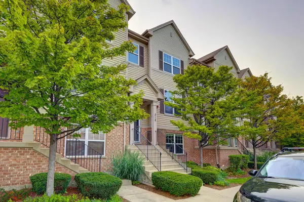 318 Laurel AVE, Des Plaines, IL 60016