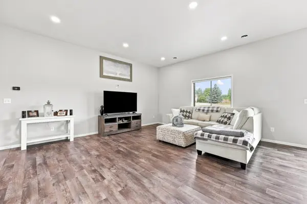 15400 Trillium TRL, Lake Park, MN 56554