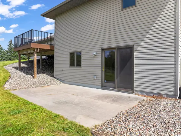 53167 170th AVE, West Concord, MN 55985