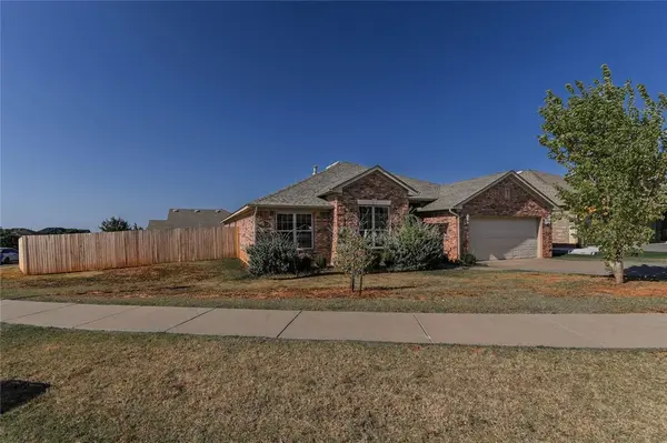 605 Carolyn Ridge RD, Norman, OK 73071