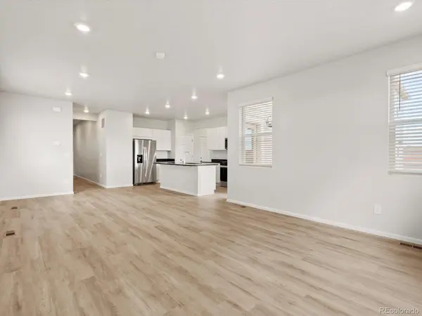 512 97th AVE, Greeley, CO 80631
