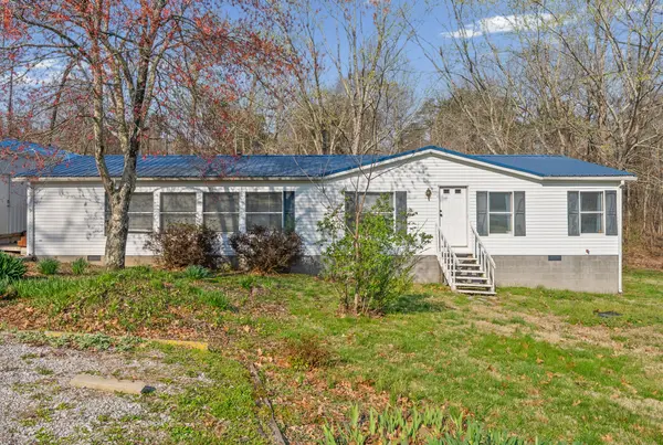 7301 Madisonville Rd, Hopkinsville, KY 42240