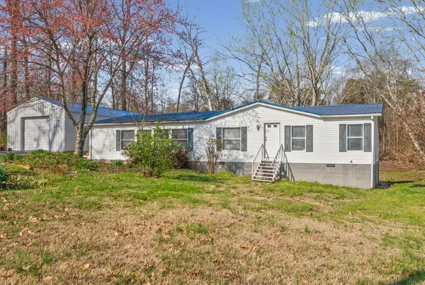 7301 Madisonville Rd, Hopkinsville, KY 42240